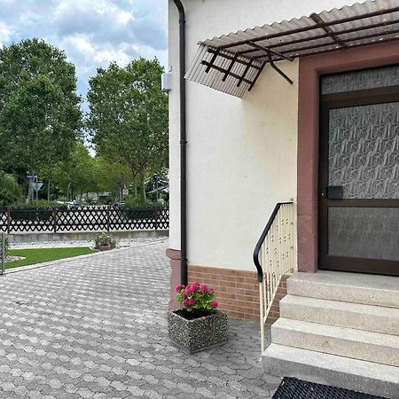 Ferienwohnung Malin Ludwigshafen am Rhein Buitenkant foto