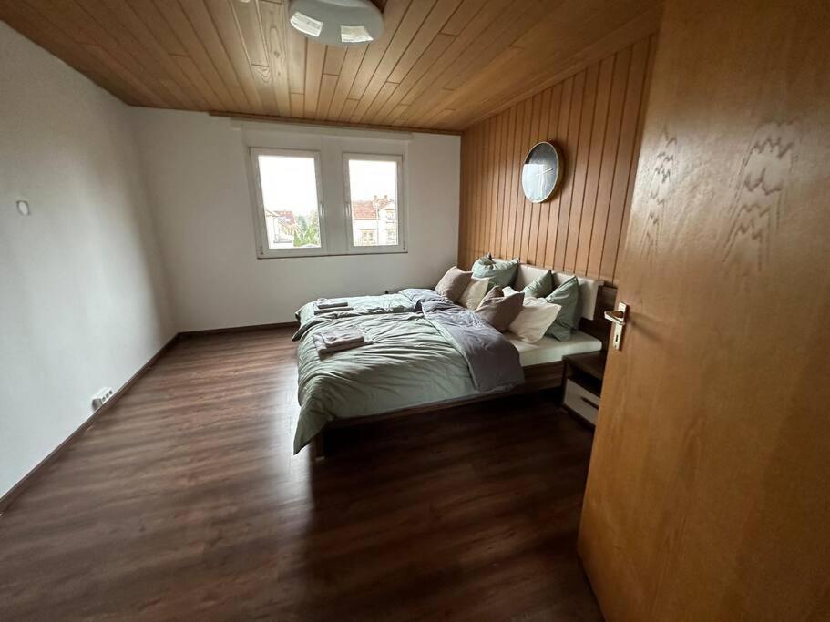 Ferienwohnung Malin Ludwigshafen am Rhein Buitenkant foto